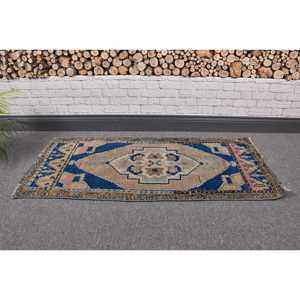 Alfombra Turca Vintage de 1.6x3.5 pies (49x108 cm), Alfombra de Lana con Borde Azul - Product Image 1