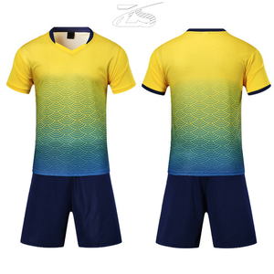 Conjunto de Uniforme de Fútbol Personalizado para Hombre, Nuevo Diseño, Hecho en Pakistán - Product Image 4