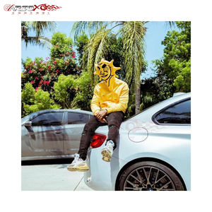 Sweat à capuche zippé en tissu respirant pour femmes avec coupe moderne et conception de capuche à cordon Sweat à capuche zippé personnalisé pour femmes - Product Image 2