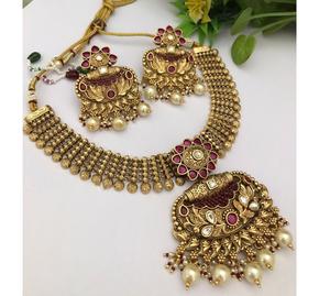 Ensemble de collier et boucles d'oreilles de qualité supérieure classique plaqué or avec pierres Polki pour collection de vêtements de mariage pour femmes - Product Image 1