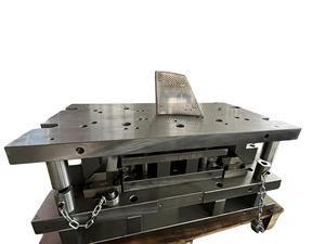 Custom Mairiui China Prensa Estampagem De Chapa De Metal Corpo Do Carro Morre Corpo Automotivo De Aço De Perfuração Speaker Cover Veículo Mold Personalizado - Product Image 2