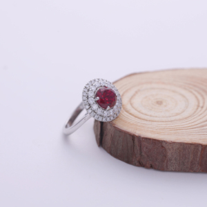 Anillo de compromiso de oro blanco, rosa y amarillo de 14 quilates con doble halo de piedras preciosas rojas cultivadas en laboratorio de 2.21 quilates y diamantes redondos para mujer - Product Image 2