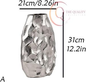 Vase de table en métal moderne conçu pour la décoration de centre de table, alliant robustesse, style et un attrait visuel durable - Product Image 6
