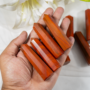 Vendita all'ingrosso di obelischi/punte di diaspro rosso da 1 kg, cristalli naturali lucidati per la guarigione, la meditazione e la decorazione a prezzo di ingrosso. - Product Image 4