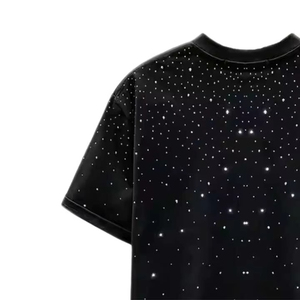 T-shirts pour hommes élégants et personnalisés avec tissu sergé 100% coton, logo personnalisé et design de transfert en strass - Product Image 3