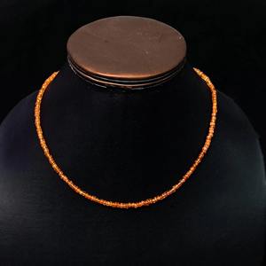 Collar con cuentas acrílicas de moda hecho a mano, joyería de declaración artística geométrica para mujer, ropa de fiesta de oficina, embalaje personalizado para - Product Image 3