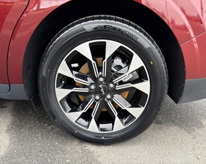 KIA Carnival EX FWD 2024 d'occasion en excellent état - Prêt à être expédié - Product Image 6