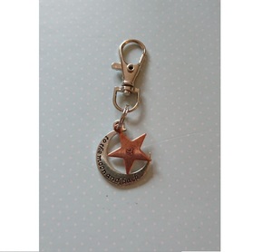 พวงกุญแจคาราบิเนอร์อลูมิเนียมหรูหราวินเทจทำด้วยมือปรับแต่งสี/รูปร่าง/โลโก้ได้ตามต้องการเป็นมิตรกับสิ่งแวดล้อม - Product Image 1