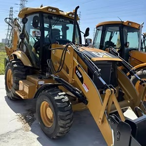 Retroexcavadora Usada Caterpillar CAT 420F, Cargadora Frontal, 5 Toneladas, Motor Cummins de 336HP, Uso Agrícola, Motor Eficiente, Bomba de Caja de Cambios con Rodamientos - Product Image 2