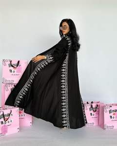 Abaya de satén de lujo personalizada al por mayor para mujer, vestido islámico turco pequeño, mangas con volantes, estilo Dubái, seda de alta calidad para - Product Image 4