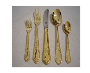 Juego de Cubiertos de Última Moda, 4 Piezas, Color Cobre Metálico, Acero Inoxidable, para Comedor y Restaurantes, Tenedor, Cuchillo y Cuchara - Product Image 5