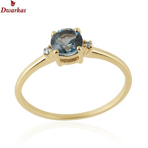 Bague minimaliste classique de luxe plaquée or en argent sterling 925 avec topaze bleue de Londres et pierres précieuses CZ, fabricant en gros, stock disponible - Product Image 1