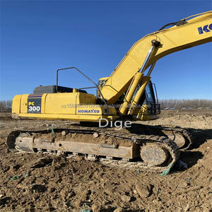 Excavadora Hidráulica Usada Komatsu PC300-7 de 30 Toneladas, Fabricada en Japón, con Motor de 187kw, Bomba Certificada y Probada, en Buenas Condiciones - Product Image 3