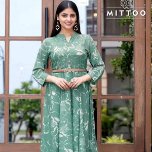 Collection en gros de matériel en viscose fantaisie Kurti imprimé rayonne pour le catalogue de fêtes décontractées disponibles au tarif de gros - Product Image 1