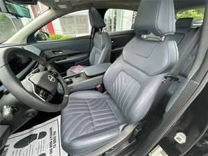 Limpiar usado 2023 N i s a n ARIYA Ventas de temporada Premium Coches usados - Product Image 3