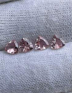 Lote de turmalina rosa bebé natural. Turmalina rosa bebé facetada en forma de corazón. - Product Image 3