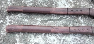 Hache Viking en acier au carbone faite à la main avec manche en bois de rose cadeau de mariage, axes meilleur cadeau d'anniversaire et d'anniversaire pour lui. - Product Image 2