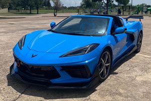 Corvette Stingray Coupé 2021, Motor V8 de 6.2 Litros, Paquete 3LT, Color Azul Rápido, Algunas Modificaciones - Product Image 2
