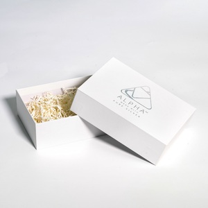 Caja de Regalo Personalizada de Papel de 2 mm de Grosor para Cumpleaños, Navidad, San Valentín, Bodas, con Cubierta Superior UV y Dos Piezas Inferiores - Product Image 3