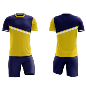 Uniformes de football de haute qualité prix de gros combinaison d'entraînement à séchage rapide uniforme de football ensemble d'uniformes de football pour hommes - Product Image 1