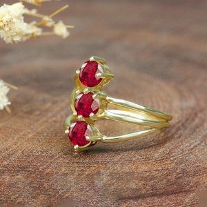 แหวนแต่งงานโรสโกลด์ทับทิมสีแดงทรงกลมสำหรับผู้หญิงวินเทจเรียบง่ายแหวนหมั้น925เงิน14K ชุบ - Product Image 2