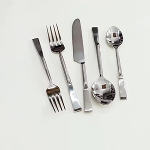 Lot de 5 couverts en acier inoxydable avec poignées en métal Table à manger parfaite Ustensiles de cuisine Usage quotidien Couverts plaqués couleur argent - Product Image 1