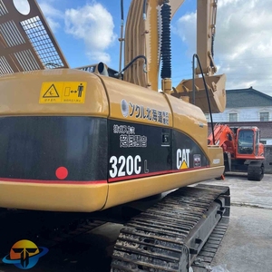 Excavatrice sur chenilles d'occasion Caterpillar 320C, en forte demande dans le monde entier pour les opérations et les services de maintenance - Product Image 4