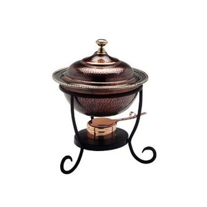 Réchaud en cuivre de qualité Heirloom avec un profil élégant et un corps durable conçu pour une utilisation régulière ou des dîners formels - Product Image 3