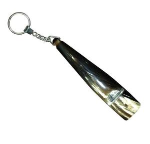 Sifflet en corne de buffle pour animaux de compagnie |   Sifflet d'entraînement pour animaux fait à la main de haute qualité - Product Image 1