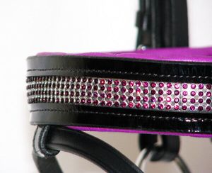 Cheval Nouveau BRIDLE Anatomique Cuir Noir Rembourré Qualité Premium REINS Argent Cristal - Product Image 2