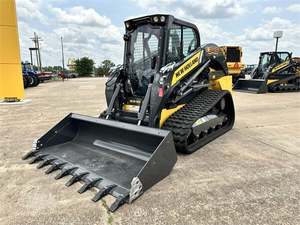 Chargeuse compacte sur chenilles New Holland C345 d'origine à vendre - Product Image 5