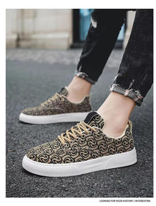 Promotion en gros : Chaussures confortables pour hommes en cuir véritable, imprimées, respirantes, style sportif, avec semelle extérieure en caoutchouc - Product Image 3