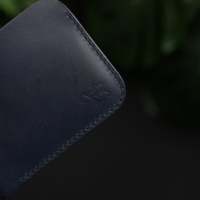 Dompet Kulit Asli Tanpa Lapisan (Full-Grain) Buatan Tangan No.80 Slim Handmade Fair Trade, Jahitan Tangan Gaya Prancis, Model Bifold untuk Pria (Warna Navy)