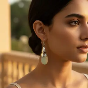 Pendientes de Plata 925 con Granate para Uso Diario - Accesorio de Moda para Mujer - Product Image 3