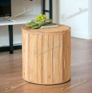 Élégant petit meuble de restaurant pour la maison Table d'appoint en rotin avec panneaux en bois au design classique magnifiquement décorative pour les hôtels - Product Image 2