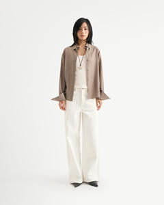 Chemise décontractée à manches longues pour femme, coupe courte, en tissu texturé, séchage rapide, respirante, coupe régulière, idéale pour l'été - Product Image 3