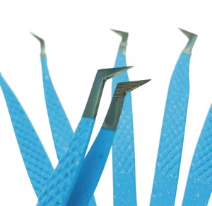 Pinzas para Pestañas de Acero Inoxidable con Punta Puntiaguda de Alta Calidad, Colores Personalizados, Tamaño Personalizado, Recubrimiento Azul, TARIQ MFG CO - Product Image 3