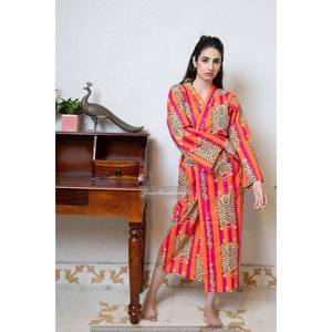 Robe Kimono en Coton à Imprimé Floral Légère et Respirante avec Cordon de Serrage, Logo Personnalisable pour la Nuit - Product Image 3