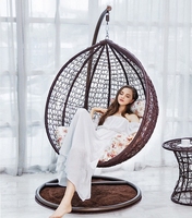 Handgewebter Moderner Rattan-Sessel, Stapelbar, Umweltfreundlich, Vietnamesisches Handwerk, Komfortabler Armlehnstuhl für Terrasse, Schlafzimmer, Wohnzimmer