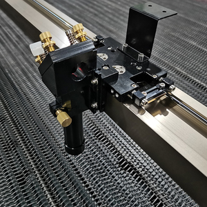 Máy ảnh quy mô lớn Máy cắt vải <span class=keywords><strong>laser</strong></span> cho trang phục phù hợp với thăng hoa in quần áo thể thao - Product Image 4