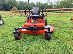 Tondeuse autoportée diesel Kubota ZD1211 de qualité supérieure, à braquage zéro, professionnelle et commerciale pour la coupe de l'herbe agricole - Product Image 6