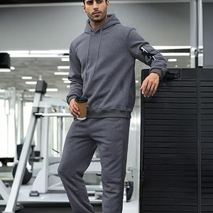 ชุดกีฬาโพลีเอสเตอร์ระบายอากาศได้ดีสำหรับผู้ชายชุดวอร์มสำหรับใส่กลางแจ้ง - Product Image 3