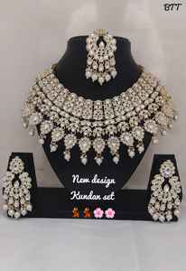 Latest Kundan Jewellery Traditional Gold Plated Kundan Studded & MotiPearl Jewellery <b>Set</b> With <b>Earrings</b> & Mangtika <b>Set</b> for Women - Product Image 6