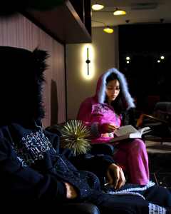 Tenue de jogging personnalisée des fabricants Ensemble de survêtement coupe-vent en nylon léger à fermeture éclair pour hommes pour femmes - Product Image 5