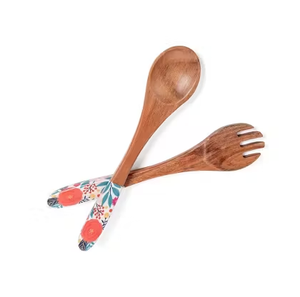 Cuillère à salade en bois personnalisée avec poignée imprimée de fleurs en émail Serveur à salade Ustensiles de cuisine personnalisés Top Sale - Product Image 1