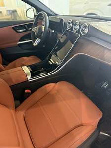 เมอร์เซเดส-เบนซ์ ซี-คลาส ซี 300 ขับเคลื่อนล้อหลัง ปี 2025 มือสอง - Product Image 2