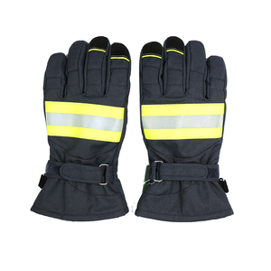 Gants de sécurité ignifuges lutte contre l'incendie matériau de doublure en coton épais résistance à l'usure perméabilité à l'humidité fonction de protection - Product Image 1