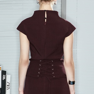 Vestido Midi Casual Estructurado con Corsé, Cuello Redondo, Manga Corta, Corte Holgado, Color Sólido, Marca AnyShape, para Mujer, ODM - Product Image 4