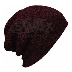 Gorros de Jacquard de Último Estilo Fabricados en Pakistán, Gorros de Jacquard para Adultos de Color Liso con Logotipo Personalizado - Product Image 1