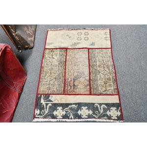 Alfombra turca vintage de 2.2x3.1 pies, alfombra de lana azul con lunares - Product Image 1